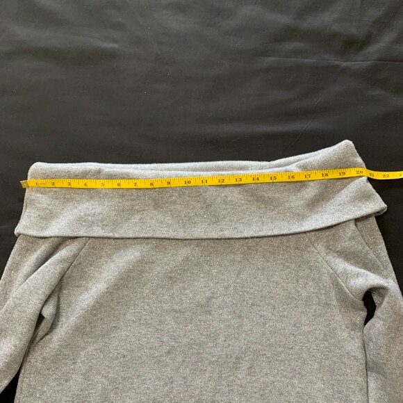 NWT. WHBM Long Sleeve Silver Sweater. Glittery. Off Shoulder. Women. Size XL - Picture 5 of 15
